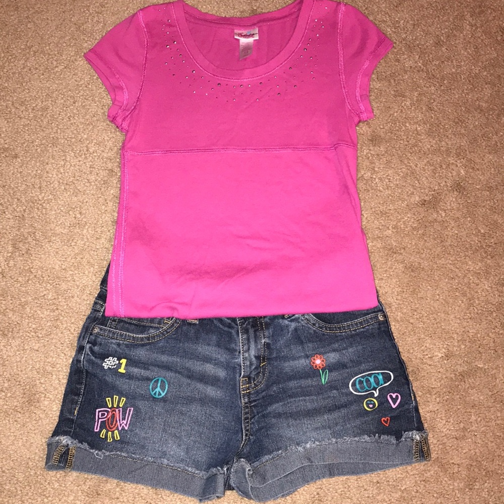 Girls jean shorts and tee shirt